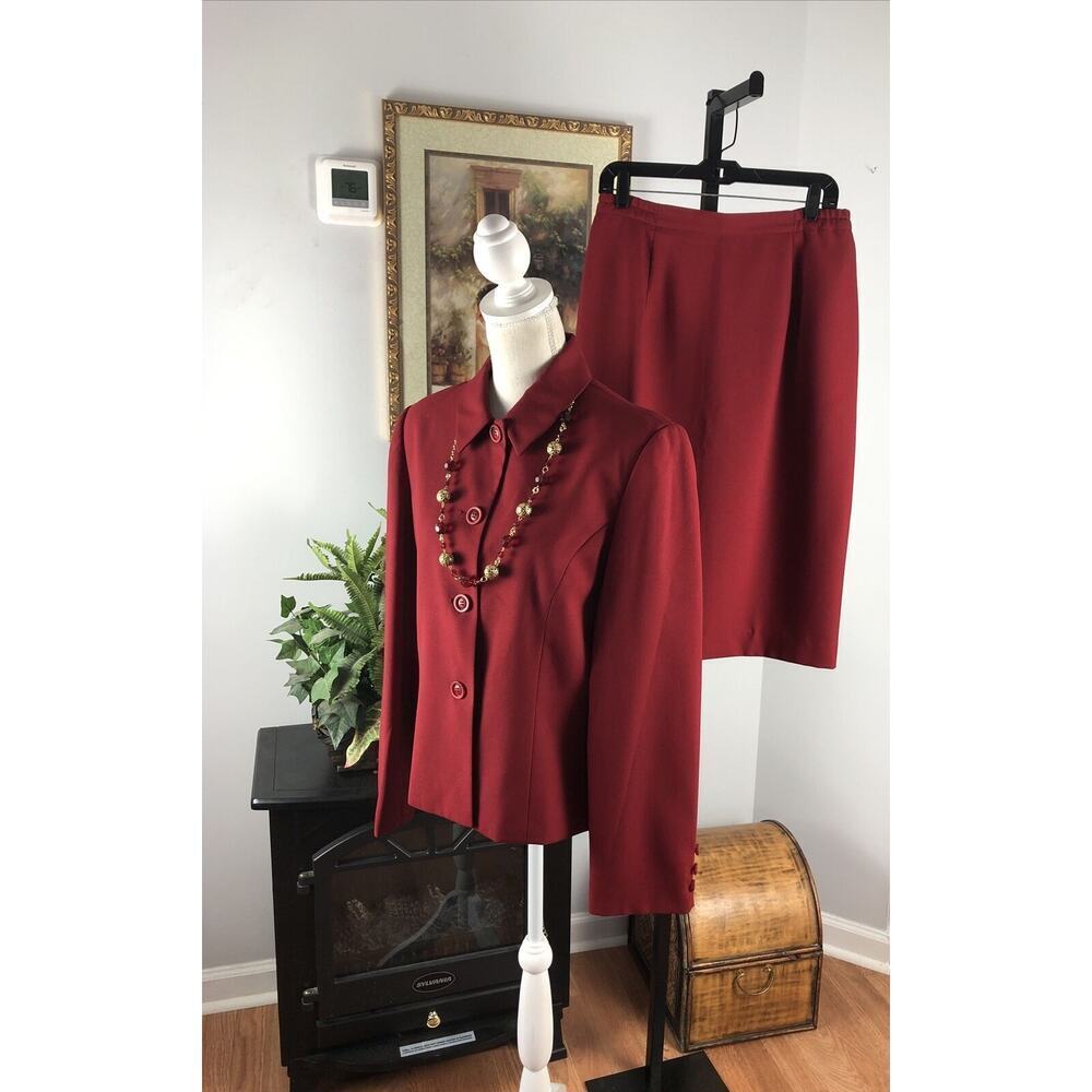 Morgan Miller 2 Pcs Skirt Suite Size 12 Red Long Sleeve 4 Button Lined Collared - Picture 7 of 14